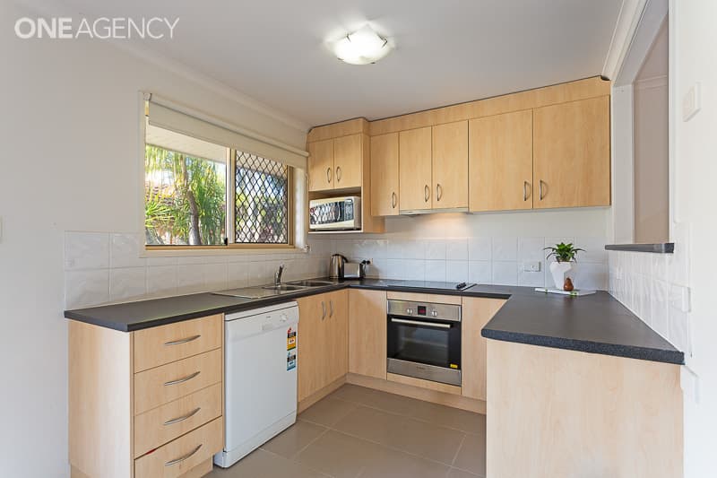1/4 Josephine Street, Redcliffe, Redcliffe - Thumbnail 5