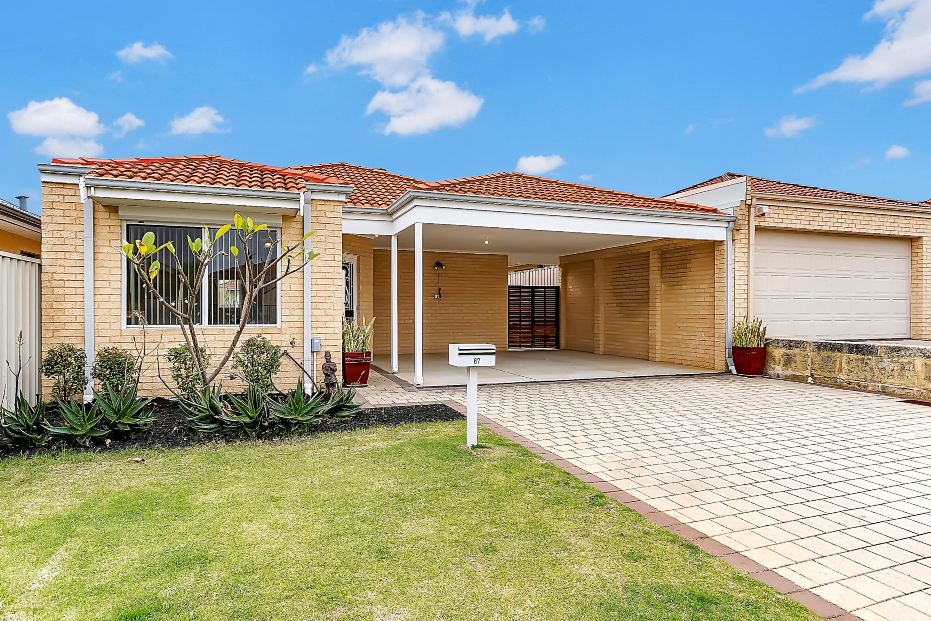 67 Merlot Way, Pearsall, Pearsall - Thumbnail 3