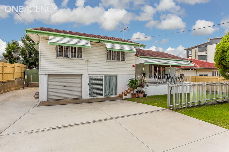 20 Jeffrey Street, Redcliffe, Redcliffe - Image 1