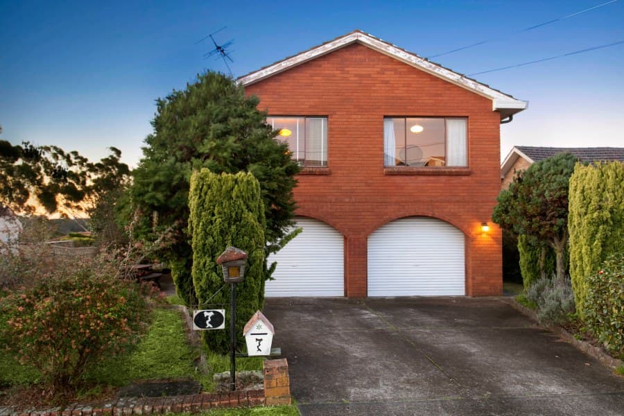 7 Cranbrook Place, Illawong, Illawong - Thumbnail 2