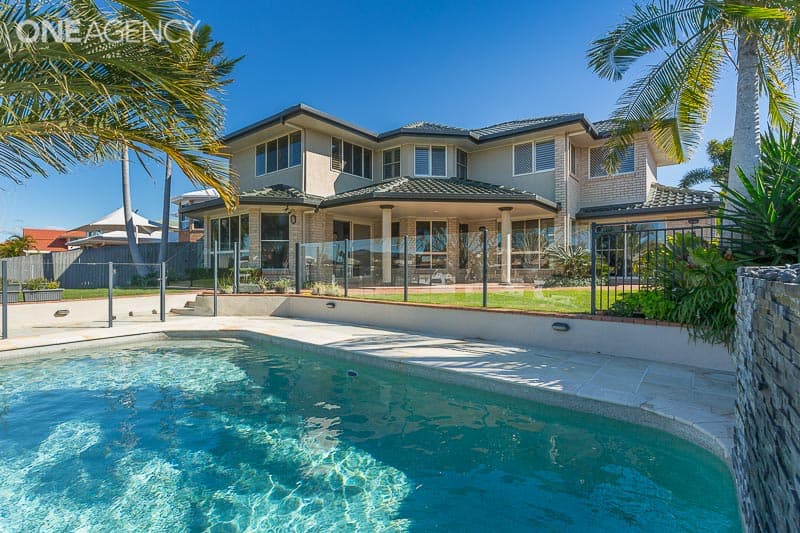 24 Resolute Court, Newport, Newport - Image 1
