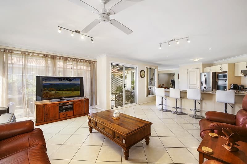 111 Blueridge Drive, Blue Haven, Blue Haven - Thumbnail 2