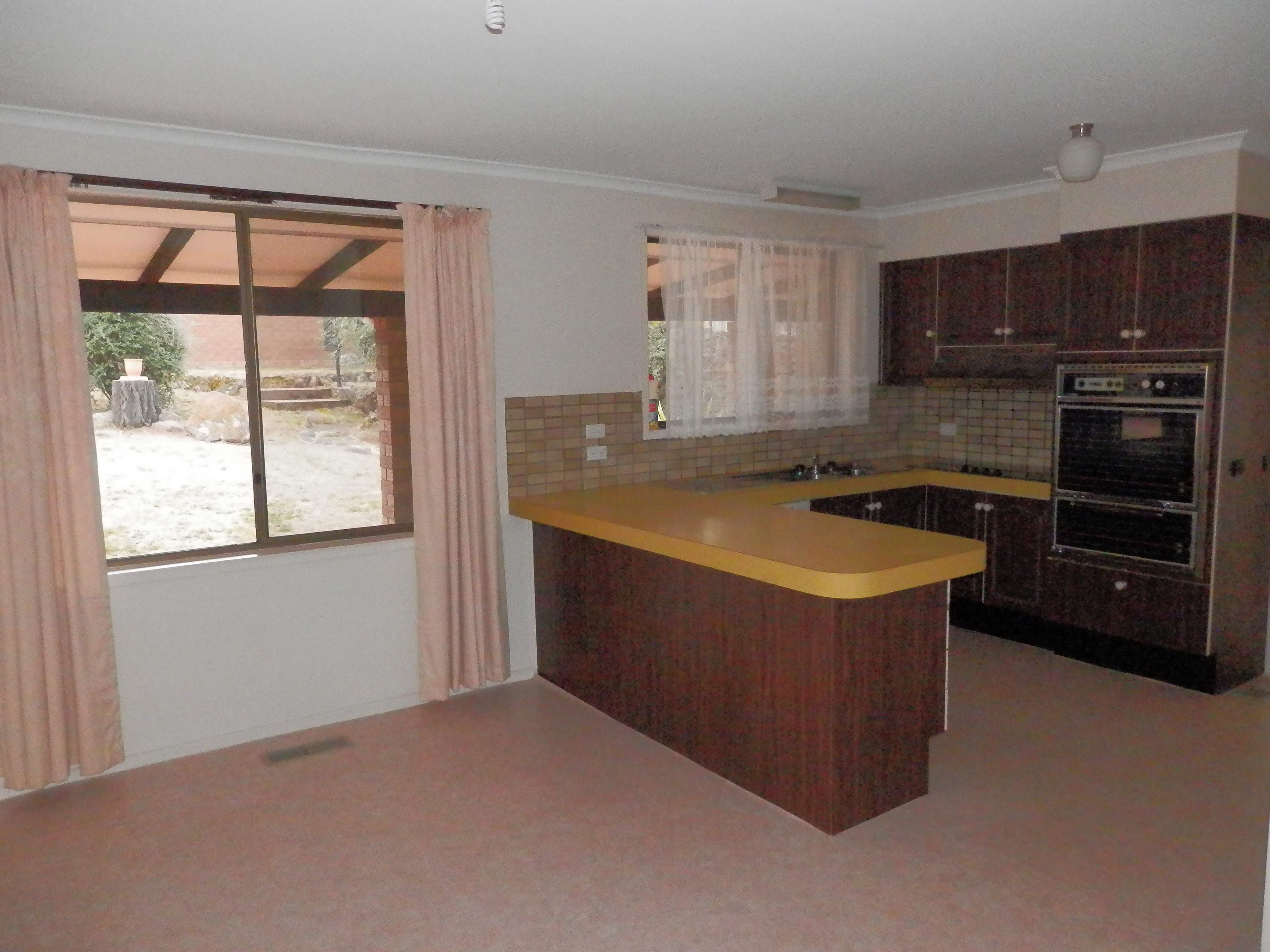 10 Karawatha Circuit, Cooma, Cooma - Thumbnail 6