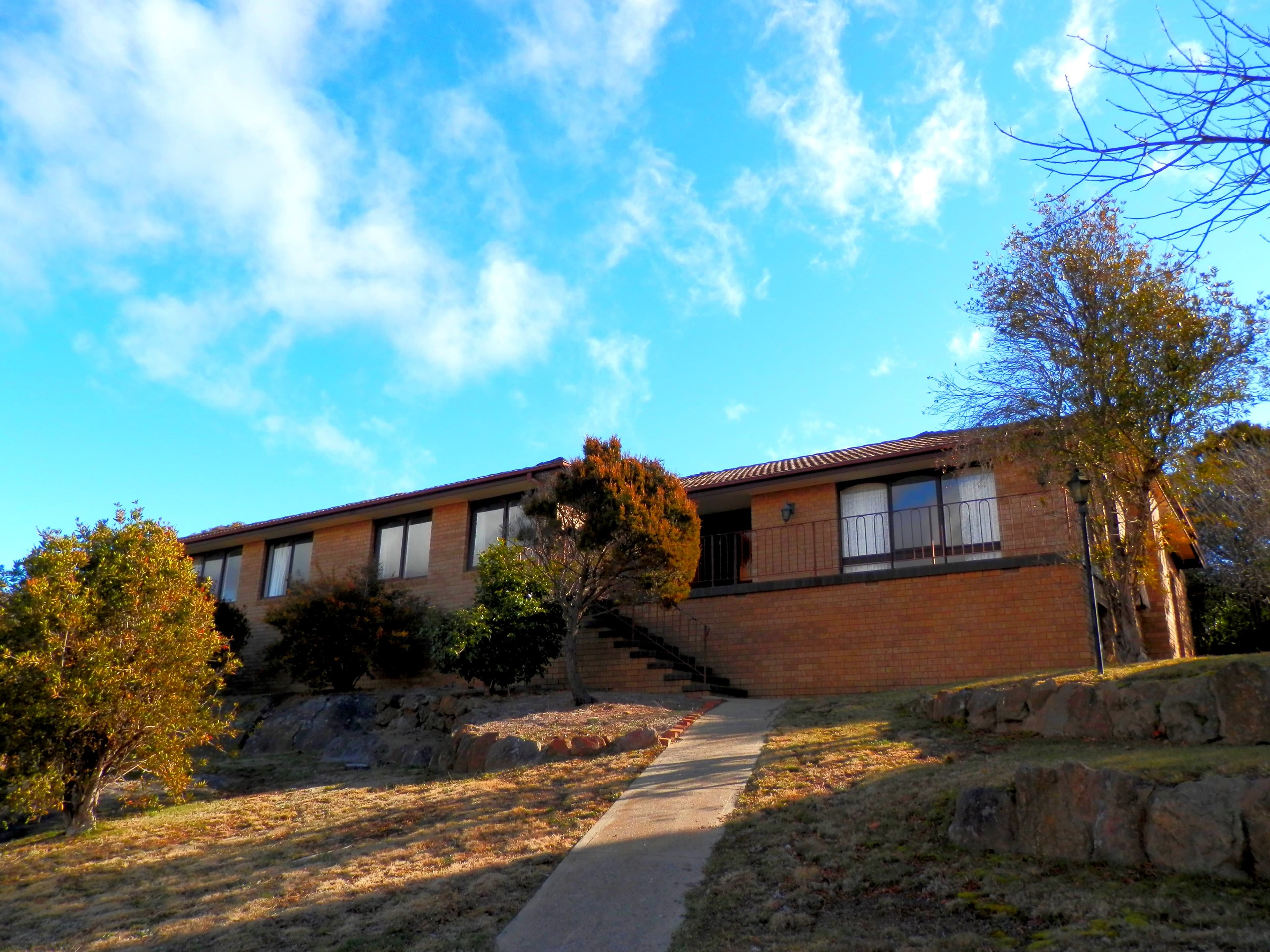 10 Karawatha Circuit, Cooma, Cooma - Image 1