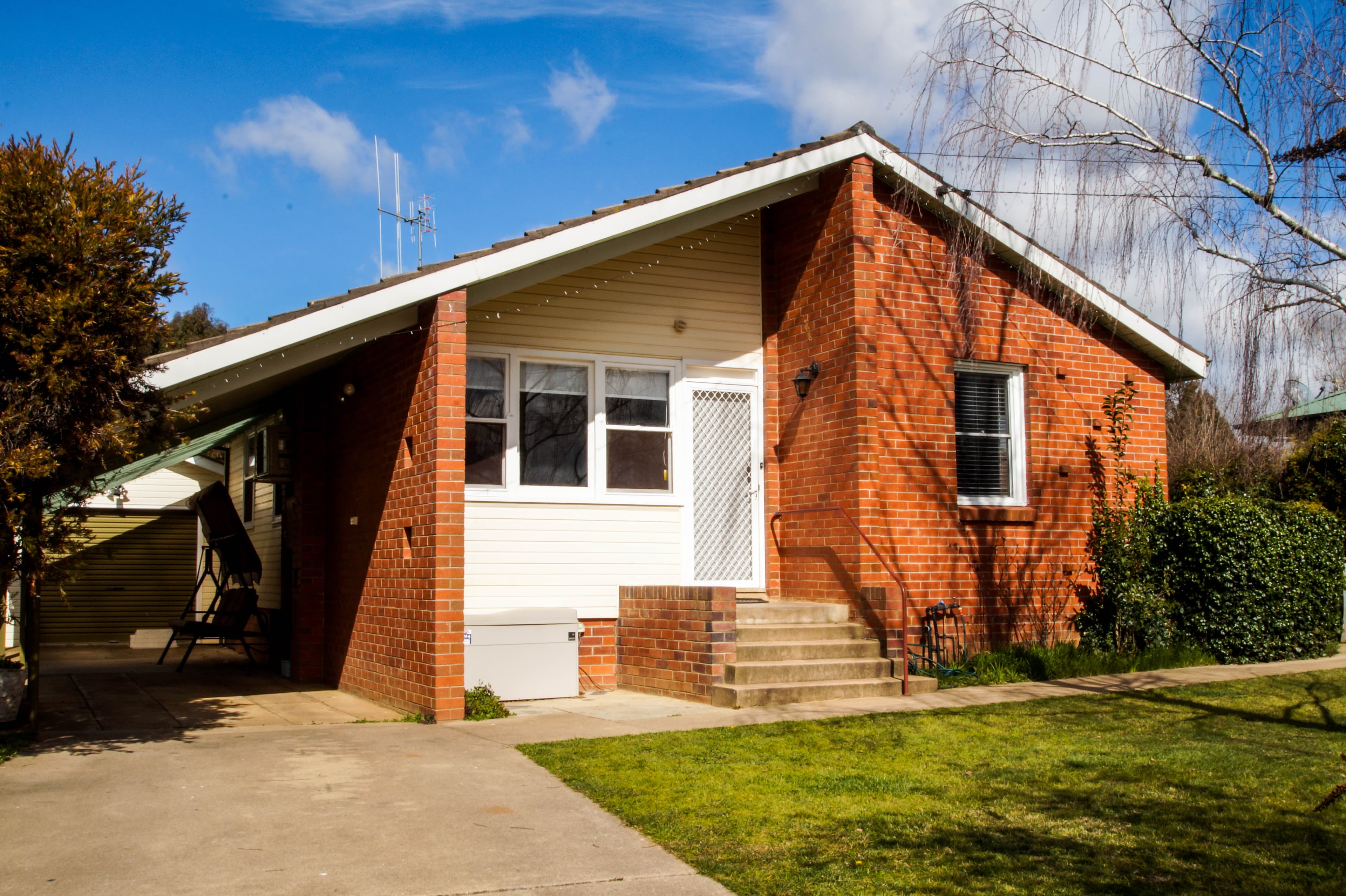 33 Lawson Crescent, Orange, Orange - Thumbnail 8