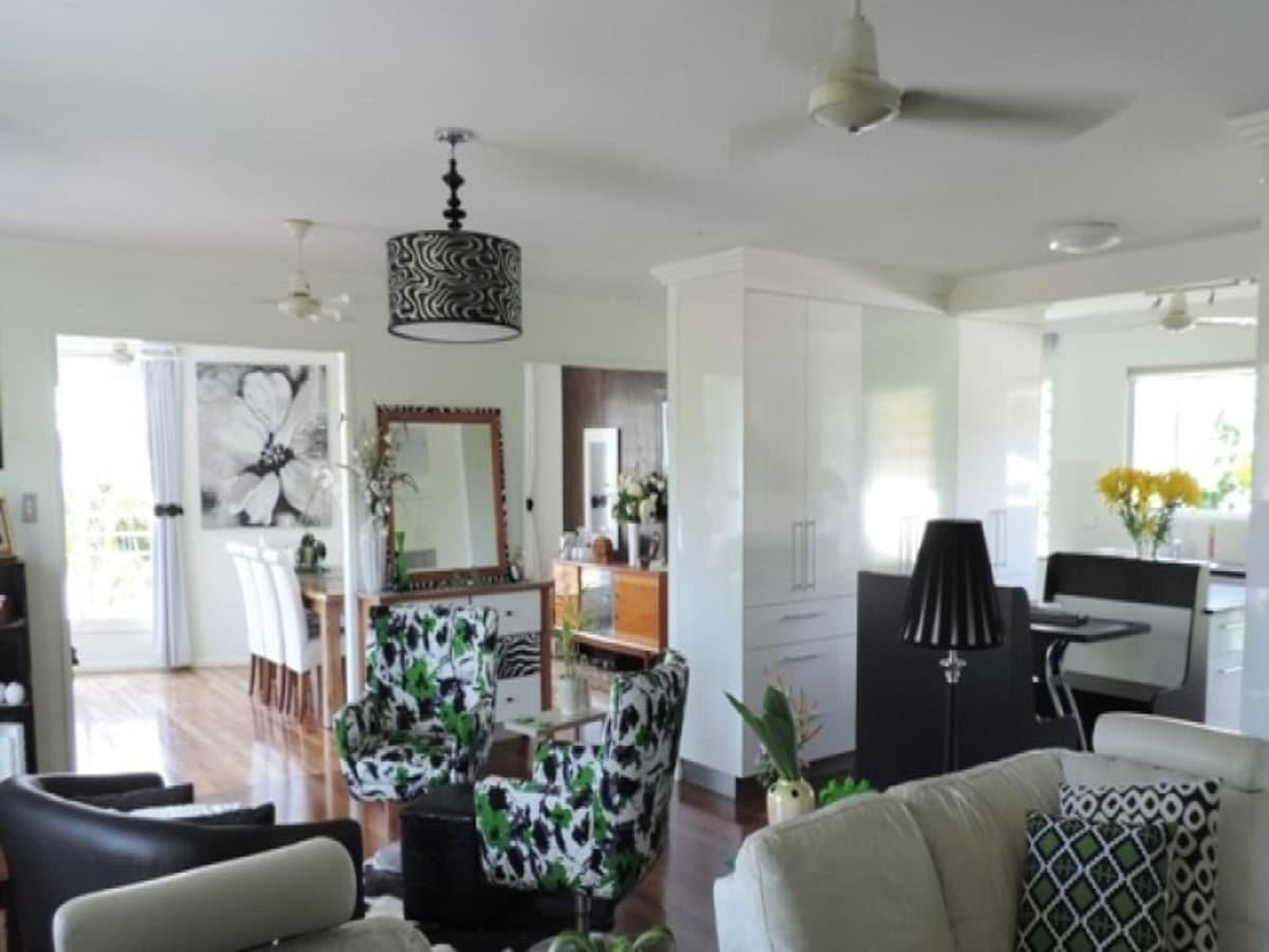 2 Christine Avenue, Torquay, Torquay - Thumbnail 4
