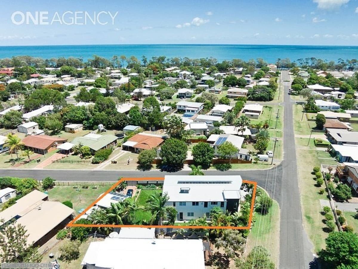 2 Christine Avenue, Torquay, Torquay - Image 1
