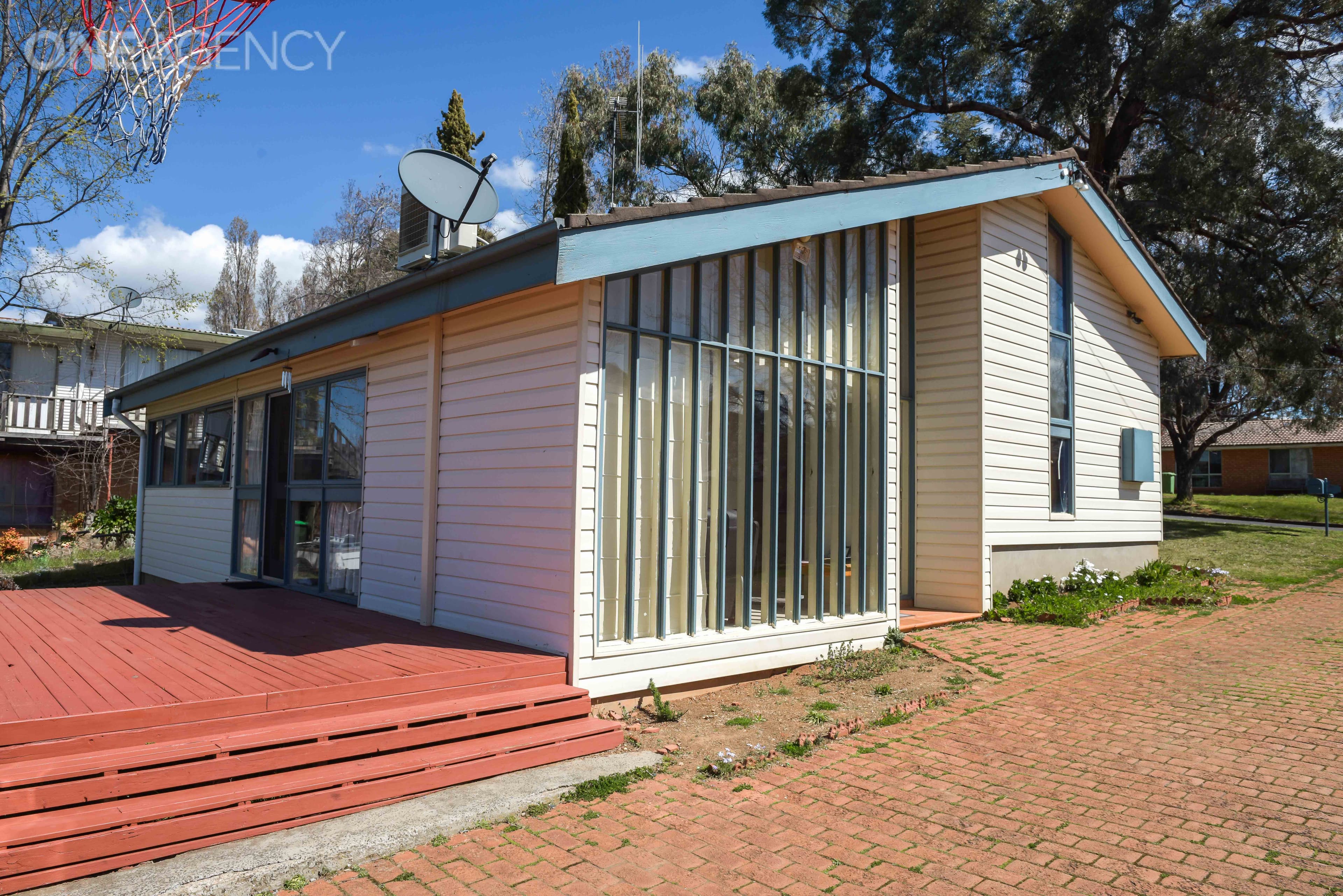 6 McKay Crescent, Orange, Orange - Image 1