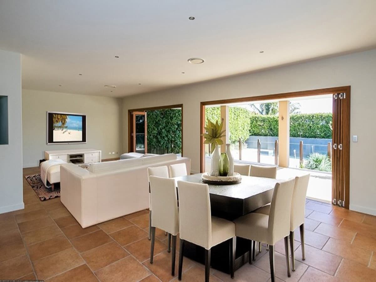 25 Helsham Street, Point Vernon, Point Vernon - Thumbnail 2