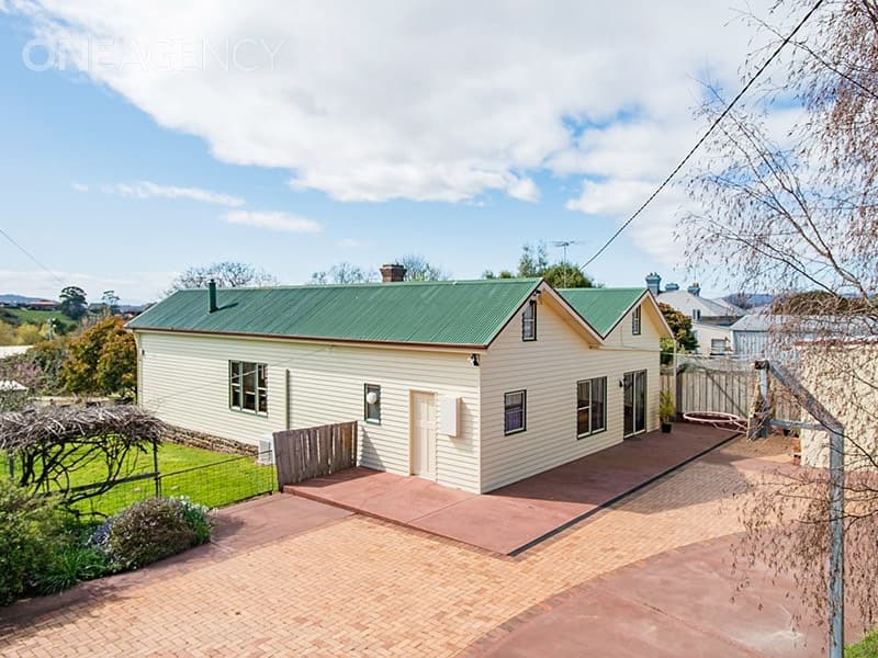 5 Best Street, Deloraine, Deloraine - Image 1
