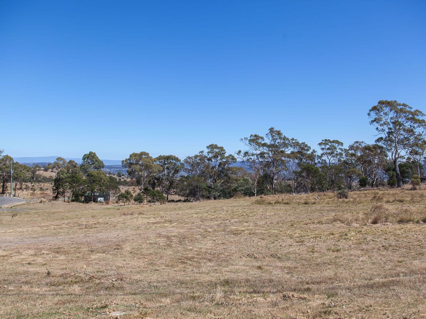 17 Escarpment Drive, St Leonards, St Leonards - Thumbnail 2