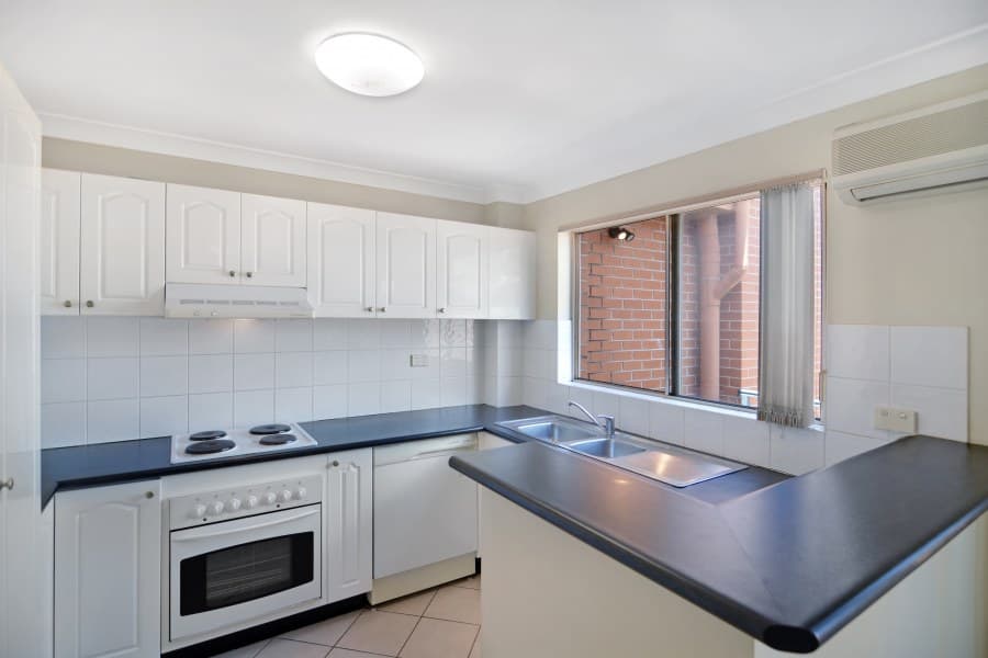 69/61-65 Glencoe Street, Sutherland, Sutherland - Thumbnail 3