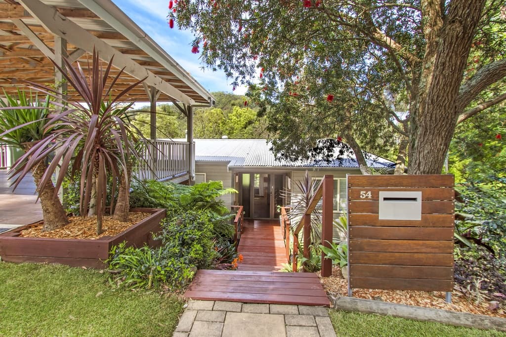 54 Newling Street, Lisarow, Lisarow - Image 1