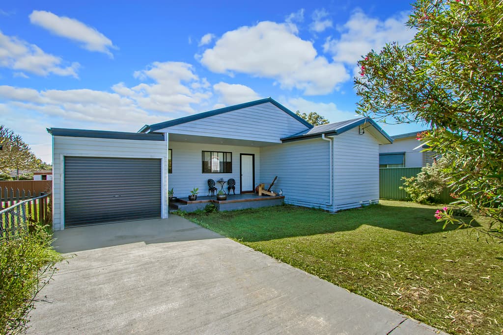 4 Hammond Road, Toukley, Toukley - Image 1