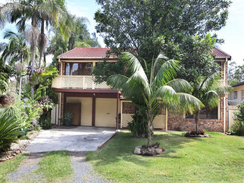 16 Turpentine Avenue, Sandy Beach, Sandy Beach - Image 1
