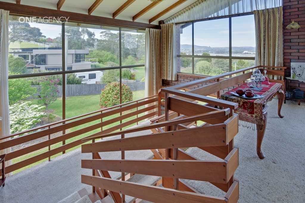 21 Oakwood Drive, Ambleside, Ambleside - Thumbnail 6