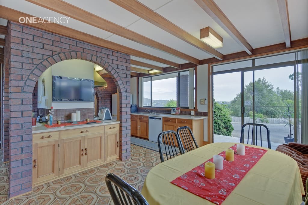 21 Oakwood Drive, Ambleside, Ambleside - Thumbnail 7