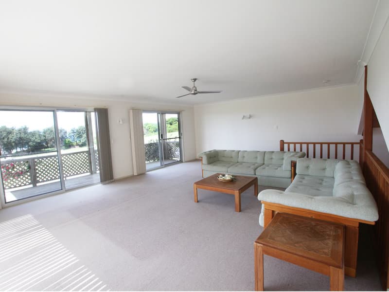 1/104 Sandy Beach Drive, Sandy Beach, Sandy Beach - Thumbnail 2