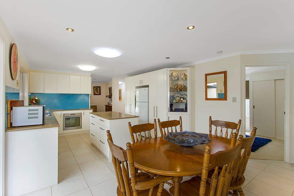 11 Sherston Close, Niagara Park, Niagara Park - Thumbnail 4
