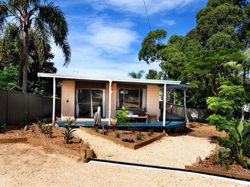 42 Diamond Head Drive, Sandy Beach, Sandy Beach - Thumbnail 2