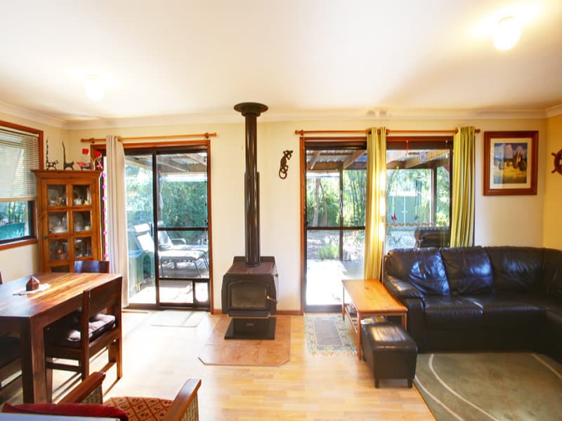 7 Maple Road, Sandy Beach, Sandy Beach - Thumbnail 2