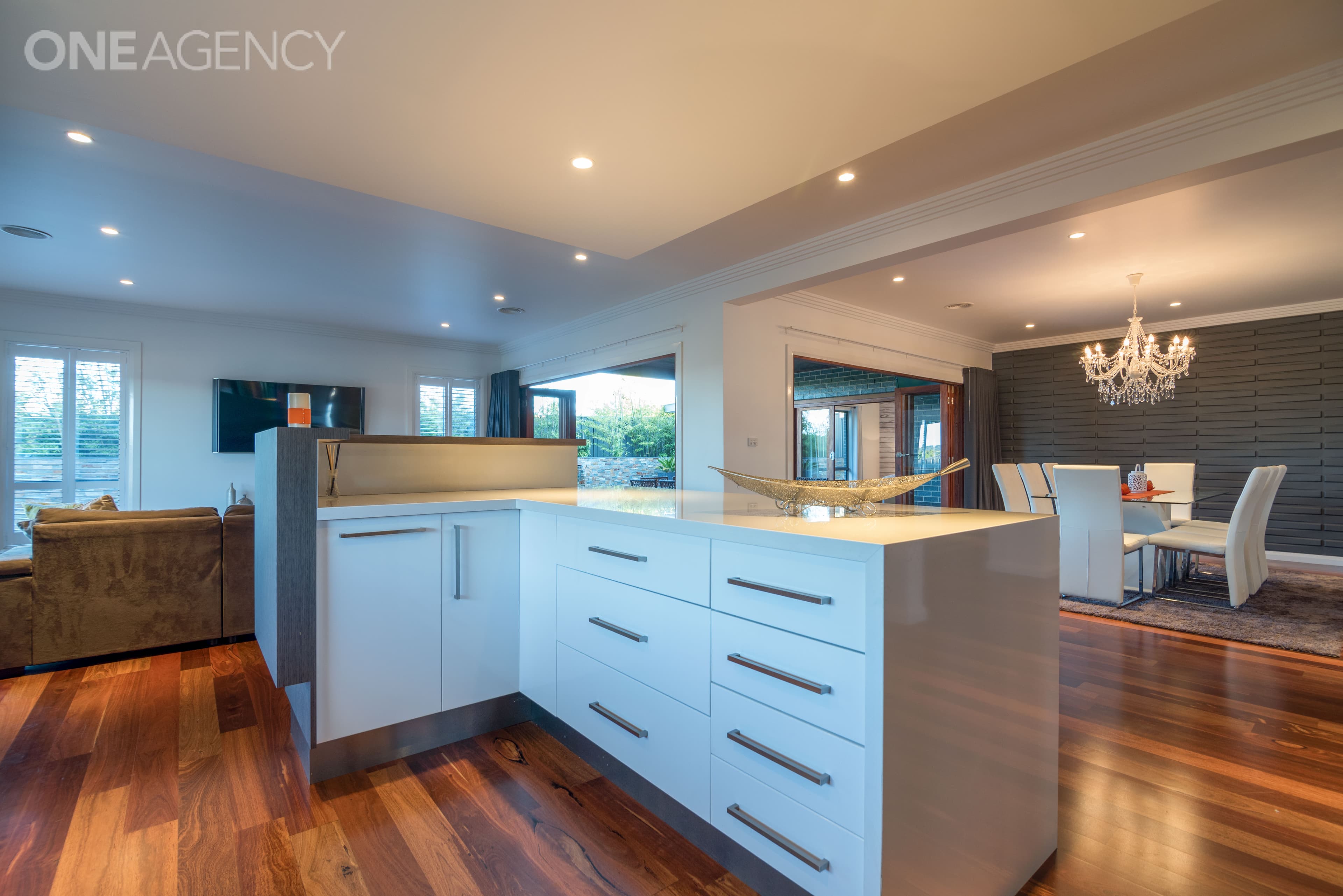 27 Lombardy Way, Orange, Orange - Thumbnail 5