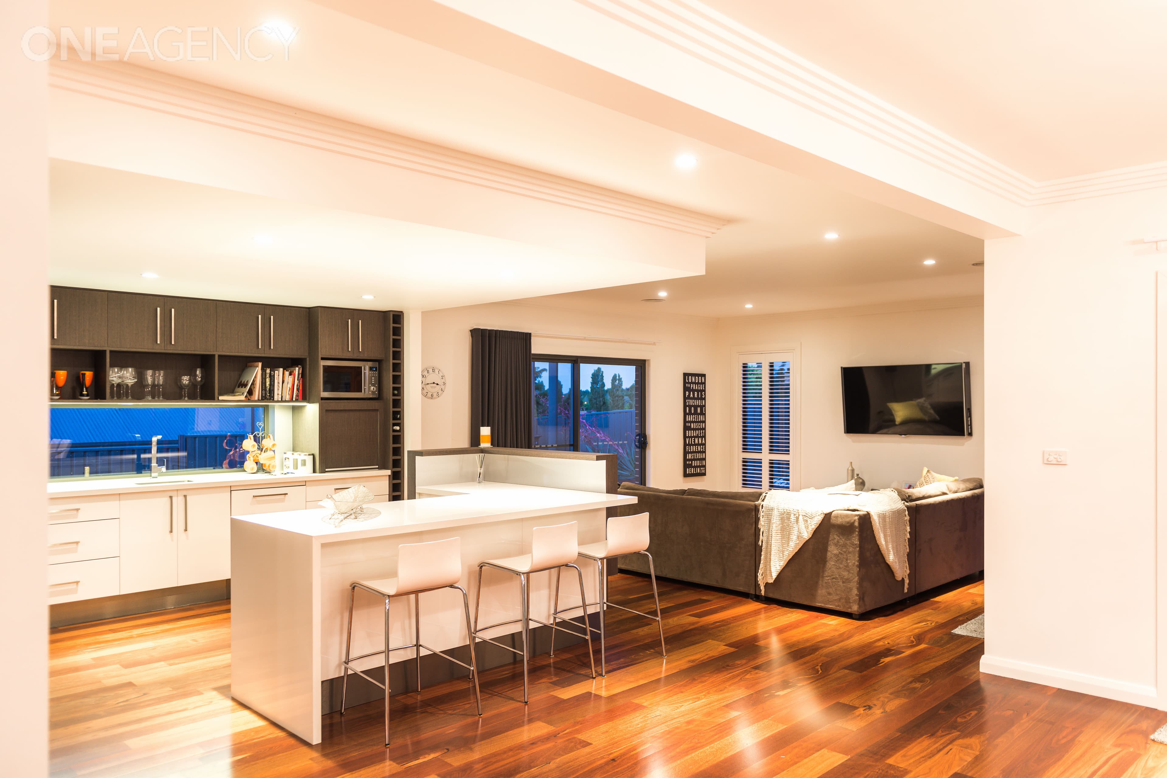 27 Lombardy Way, Orange, Orange - Thumbnail 4