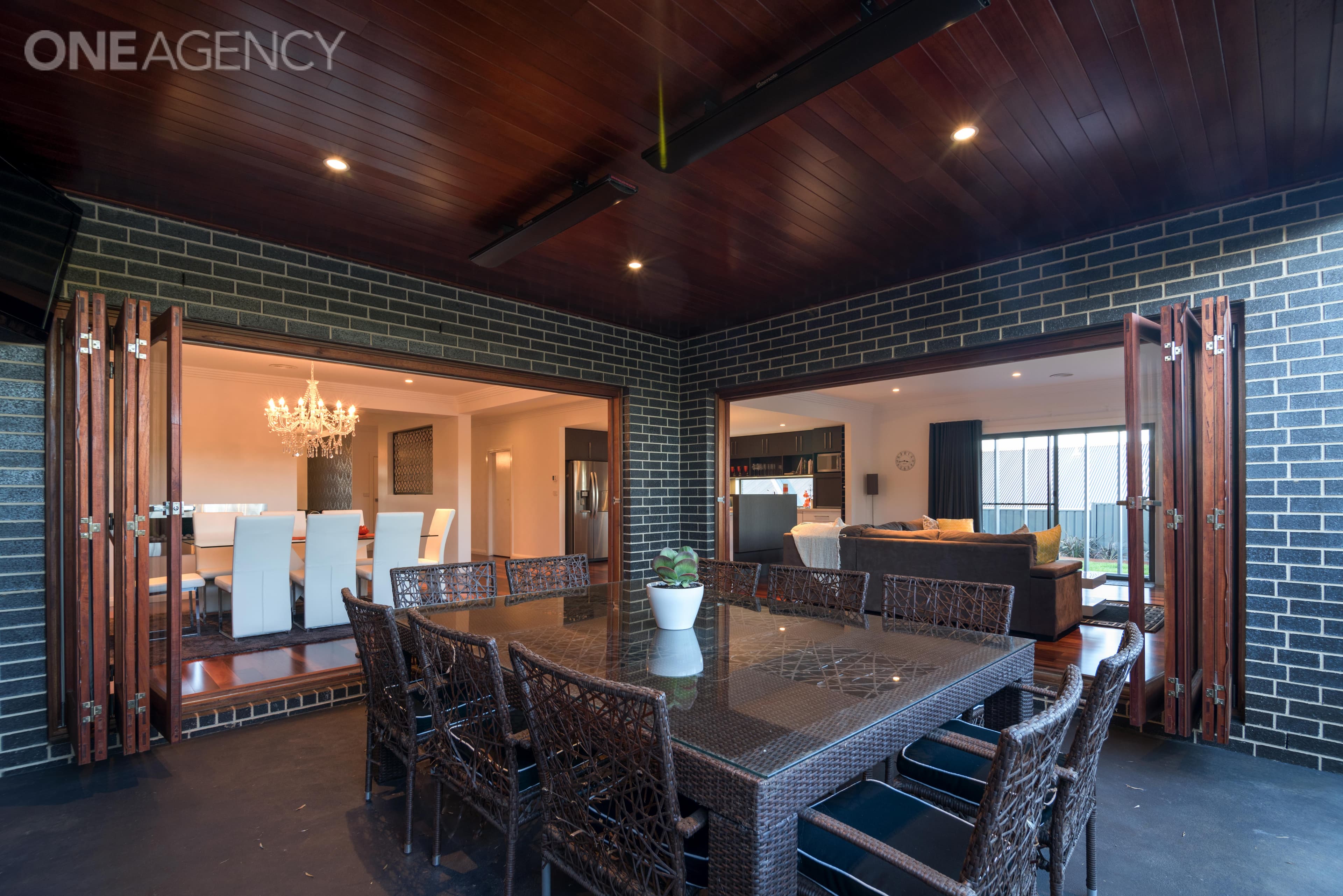 27 Lombardy Way, Orange, Orange - Thumbnail 6