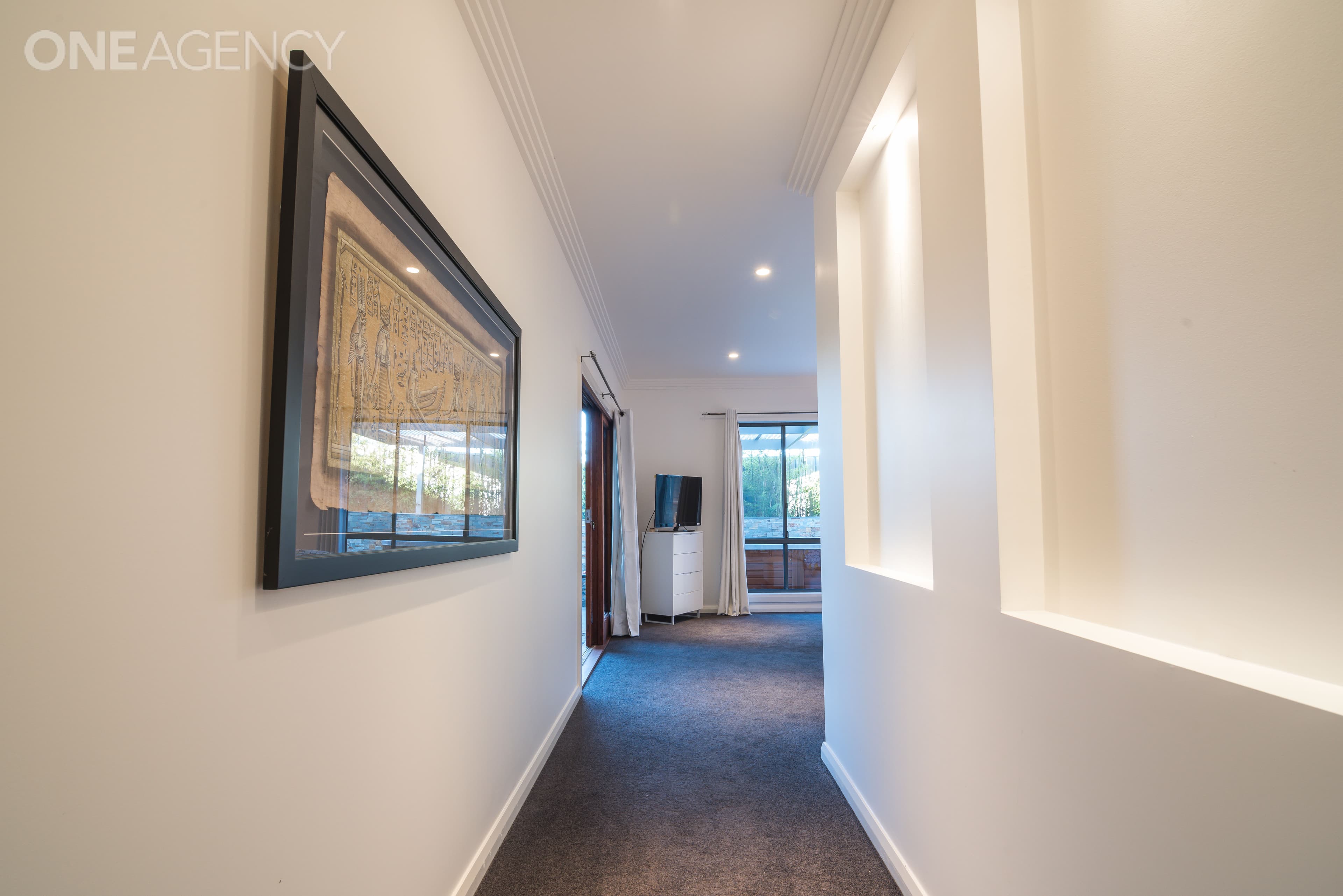 27 Lombardy Way, Orange, Orange - Thumbnail 7