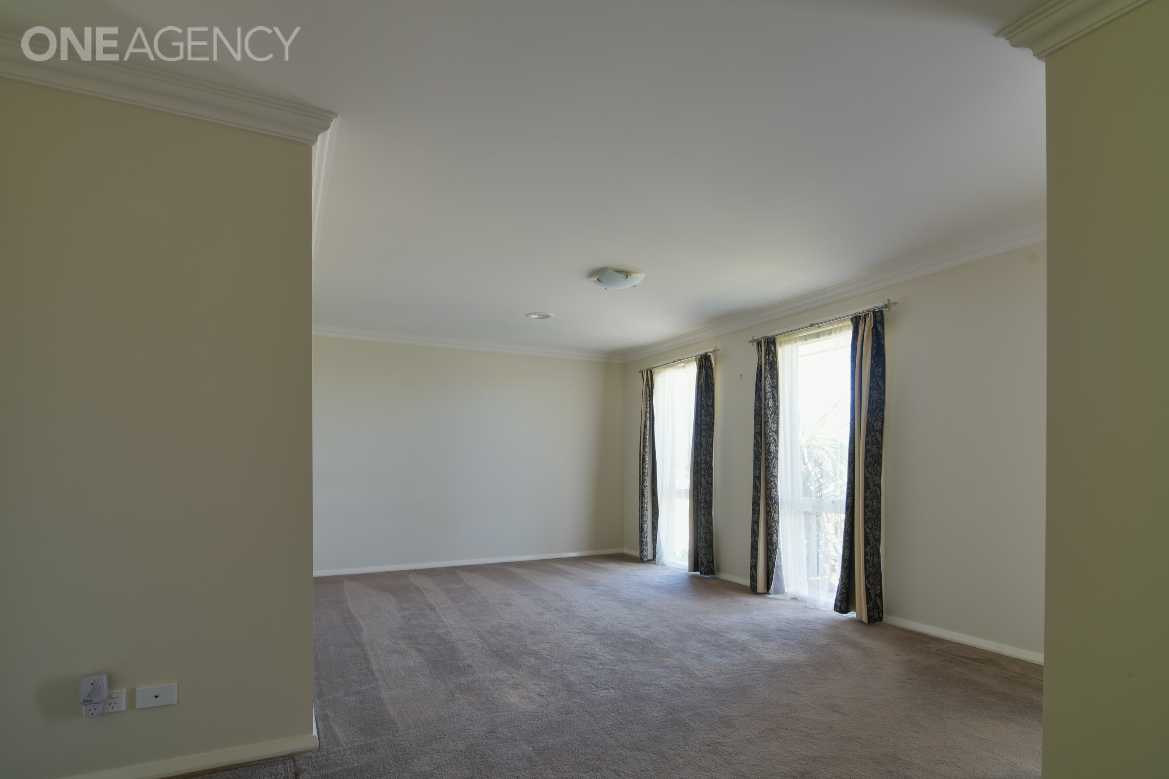 88 Diamond Drive, Orange, Orange - Thumbnail 4