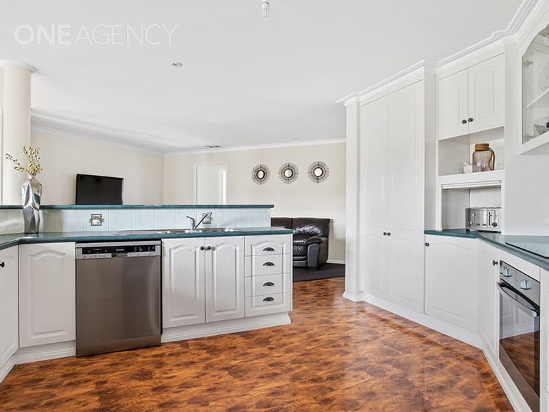 8 Samclay Court, Perth, Perth - Thumbnail 4