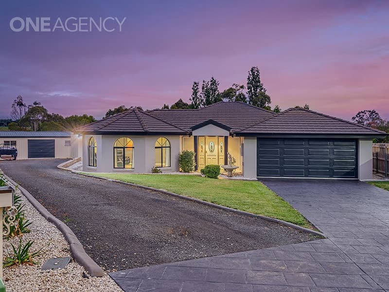 8 Samclay Court, Perth, Perth - Image 1