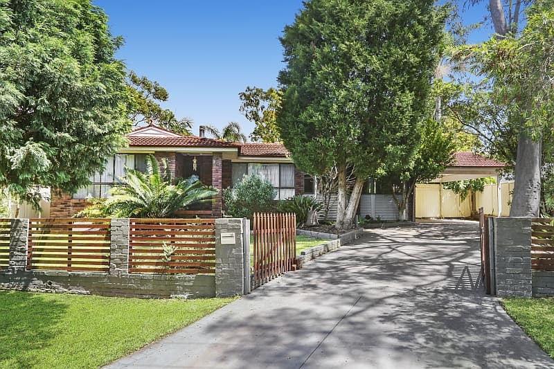 18 Wailele Avenue, Budgewoi, Budgewoi - Image 1