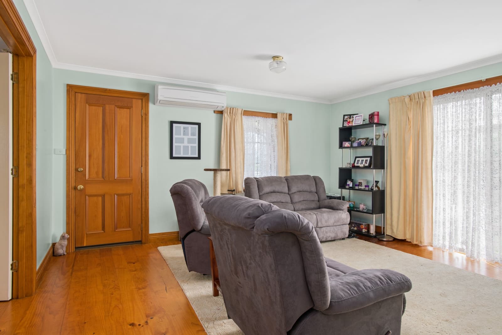 53 Marriott Street, Westbury, Westbury - Thumbnail 2
