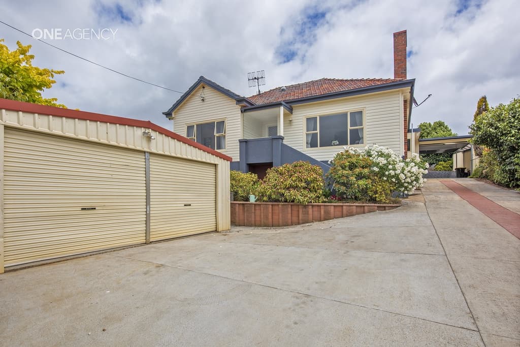 4 Sampson Street, Hillcrest, Hillcrest - Image 1
