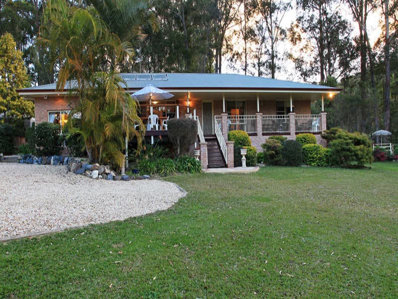 5 Anselmo Close, Emerald Beach, Emerald Beach - Thumbnail 3