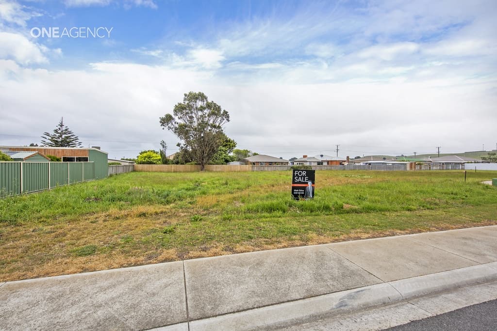 Lot 1 Juliana Court, Stanley, Stanley - Thumbnail 2