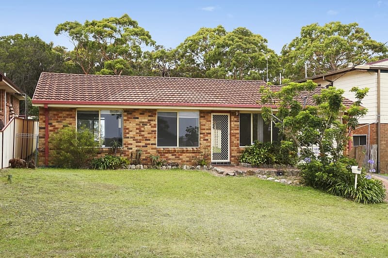 37 Eyre Crescent, San Remo, San Remo - Image 1