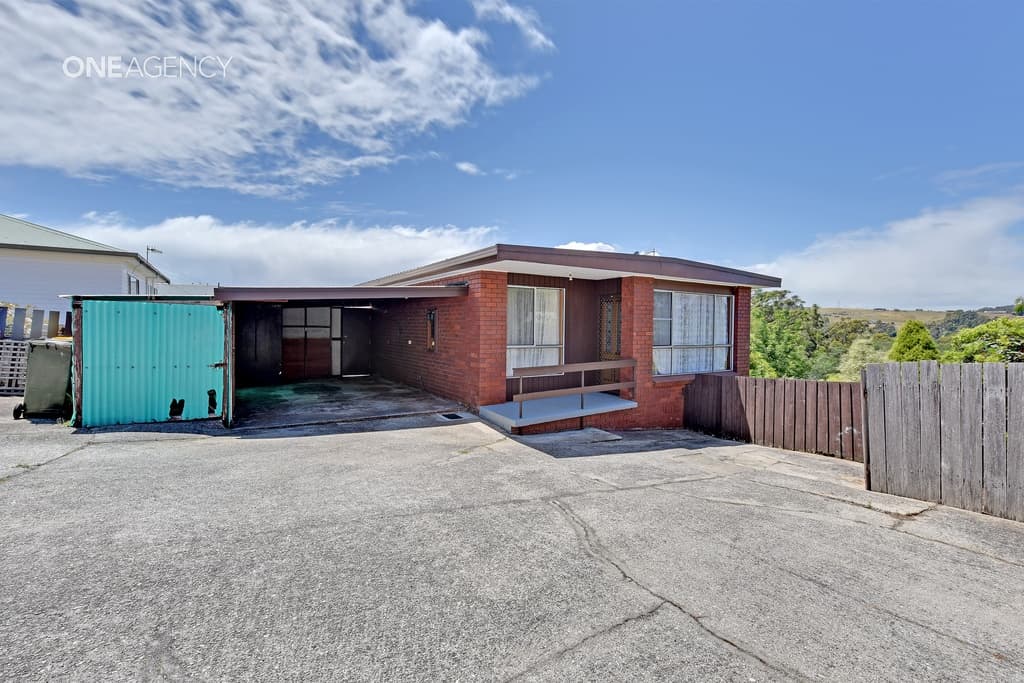 2/33 Old Surrey Road, Havenview, Havenview - Image 1