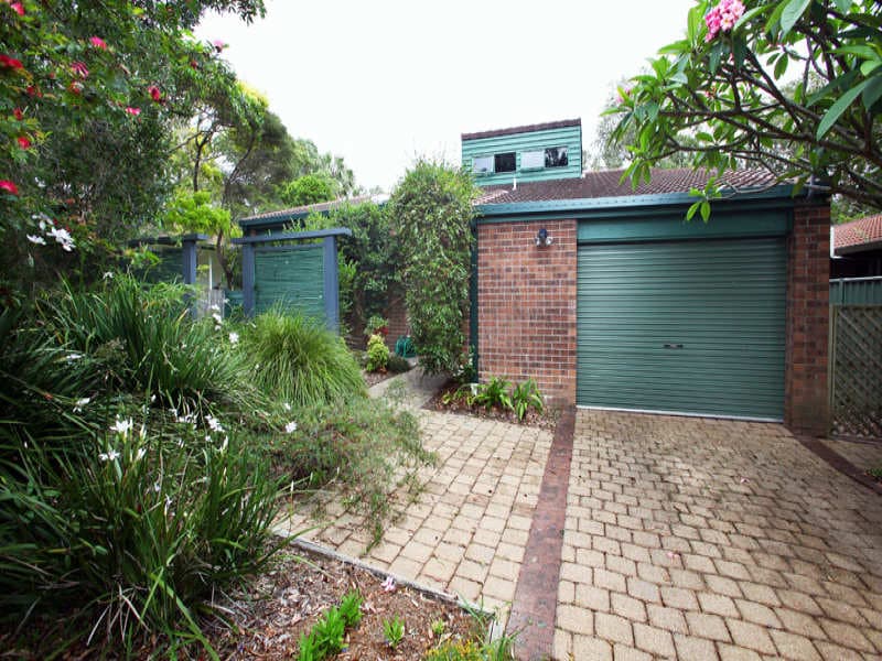 10 Dammerel Crescent, Emerald Beach, Emerald Beach - Thumbnail 2