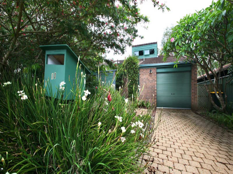 10 Dammerel Crescent, Emerald Beach, Emerald Beach - Image 1