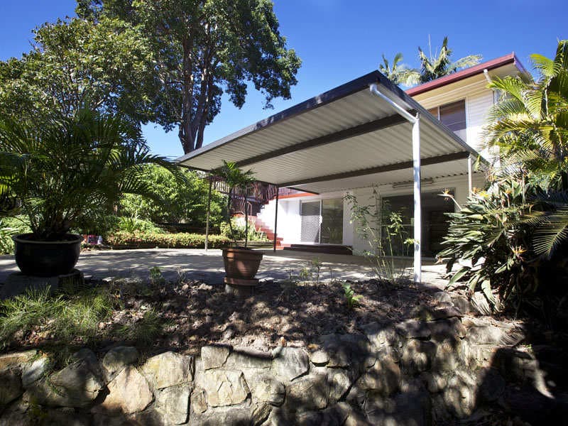4 Poinciana Avenue, Sapphire Beach, Sapphire Beach - Thumbnail 4