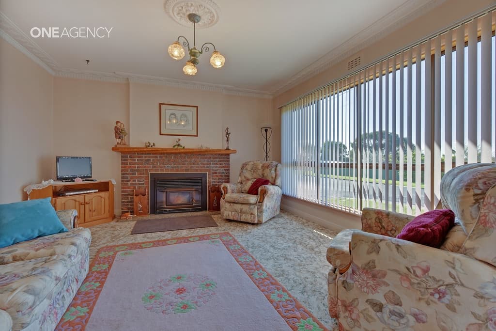 19 Bertha Street, West Ulverstone, West Ulverstone - Thumbnail 2