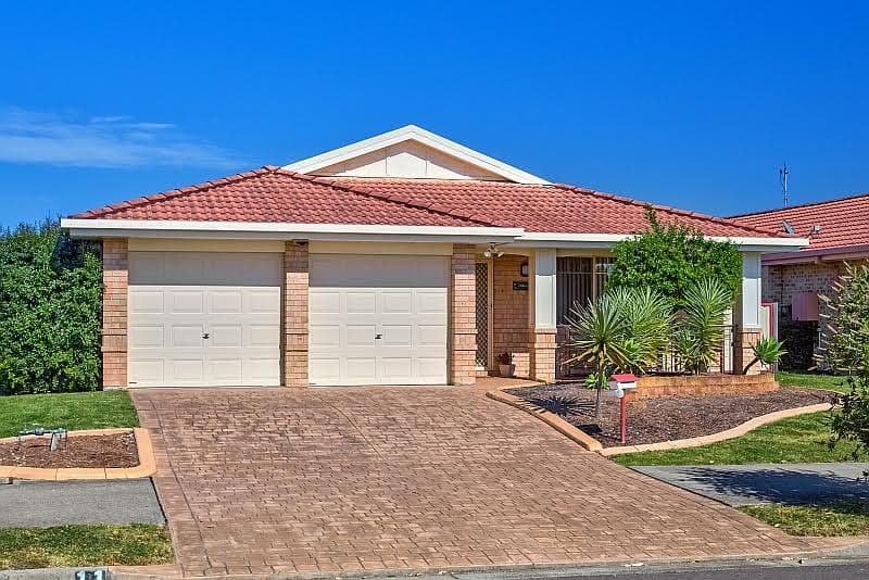 11 Georgia Drive, Hamlyn Terrace, Hamlyn Terrace - Image 1