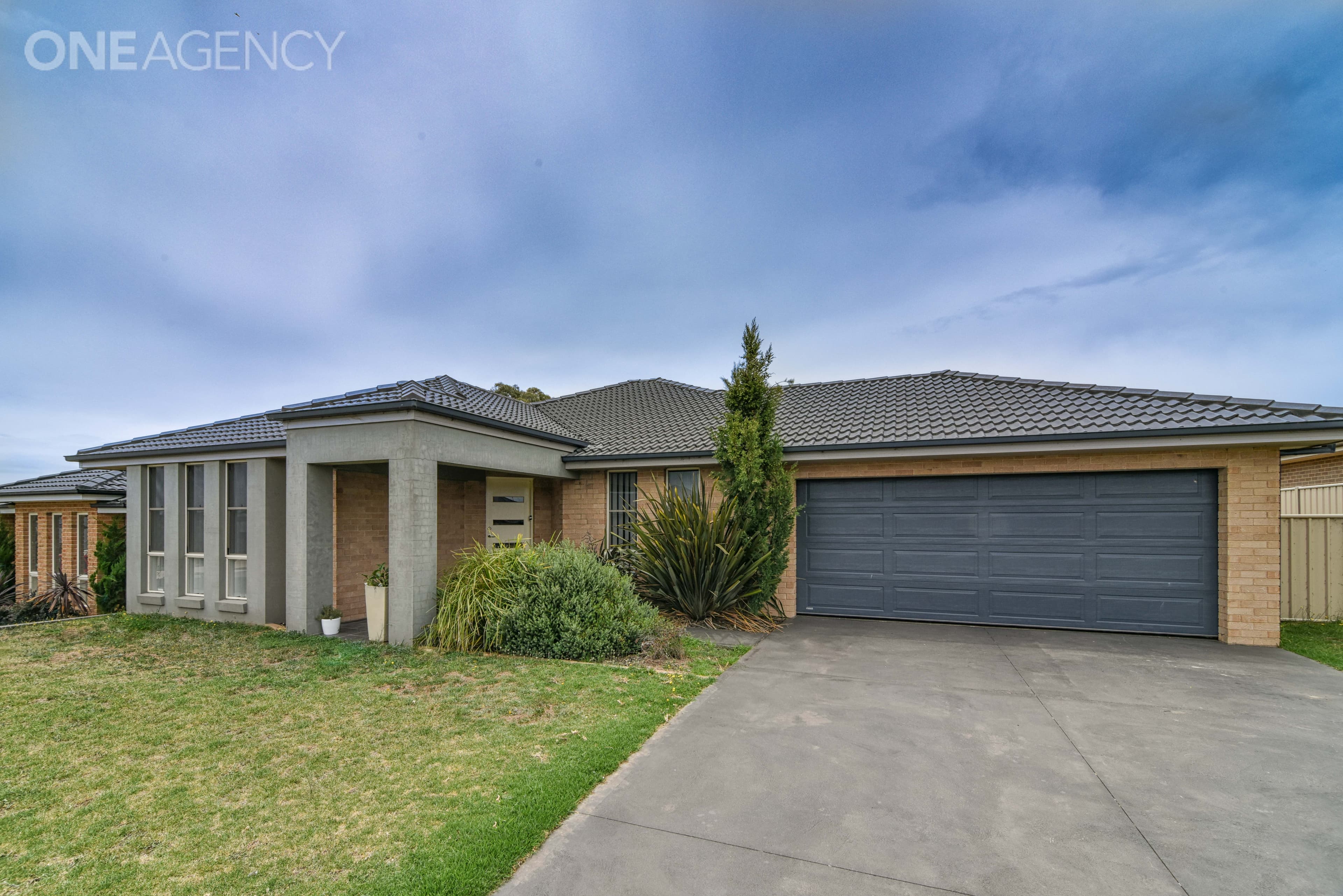 100 Diamond Drive, Orange, Orange - Image 1