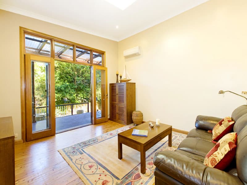 18 Careebong Road, Frenchs Forest, Frenchs Forest - Thumbnail 3