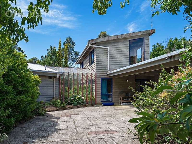17 Swan Point Esplanade, Swan Point, Swan Point - Image 1
