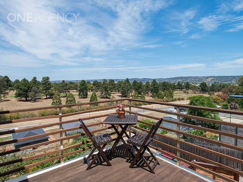32 Crandon Crescent, Newnham, Newnham - Thumbnail 7