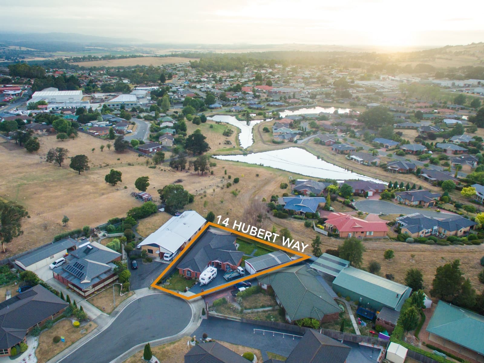 14 Hubert Way, Youngtown, Youngtown - Thumbnail 2