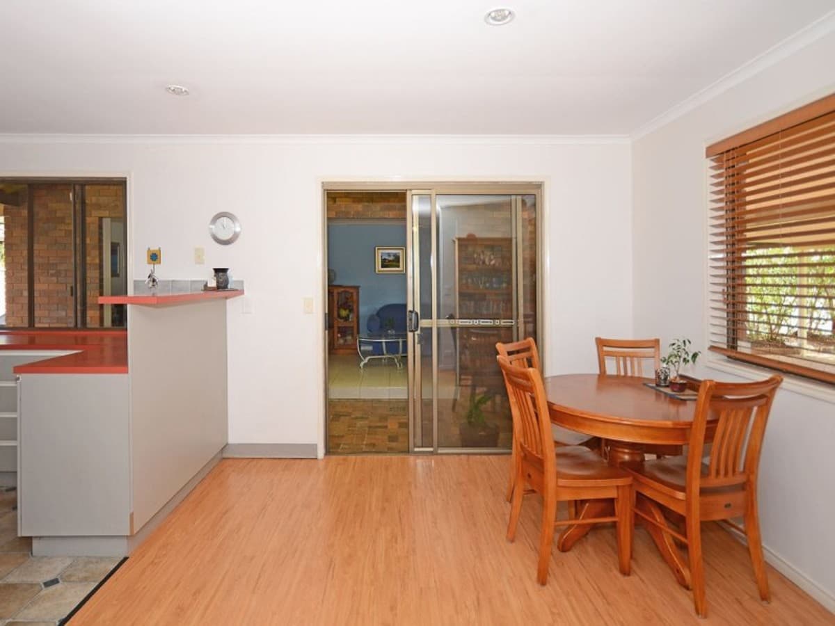 17 Moonlight Avenue, Torquay, Torquay - Thumbnail 5